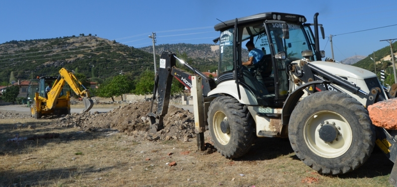 Sevinçbey Köyünde İçme Suyu Şebekesi Yenilendi
