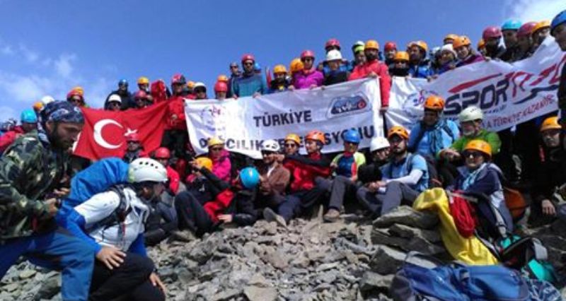 ETUDOSD KAÇKAR DAĞI TIRMANIŞINI TAMAMLADI