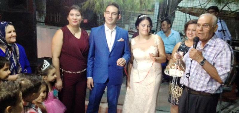 Müzeyyen Akgül torununun mutluluğunu Söke'de yaşadı