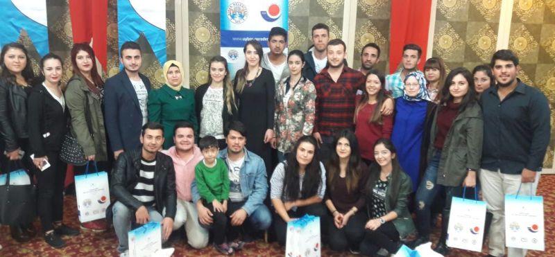 Eğirdir SMYO Öğrencileri I. Uluslararası Yaşlı Bakım Ağı  Sempozyumu?na katıldılar