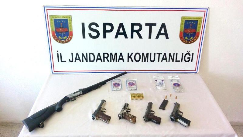 UYUŞTURUCU TİCARETİ YAPAN ŞÜPHELİLER YAKALANDI