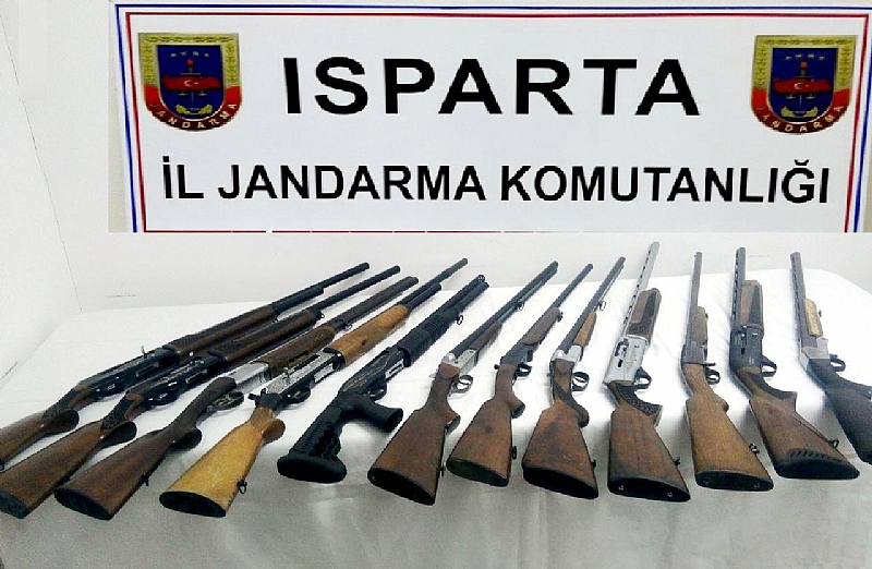 JANDARMADAN KAÇAMADILAR!