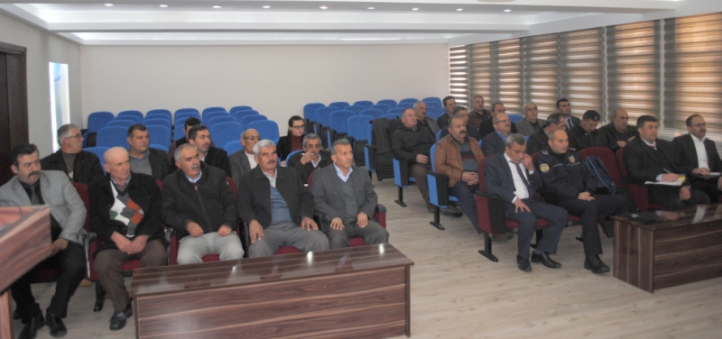 KÖY MUHTARLARIYLA GÜVENLİK TOPLANTISI DÜZENLENDİ
