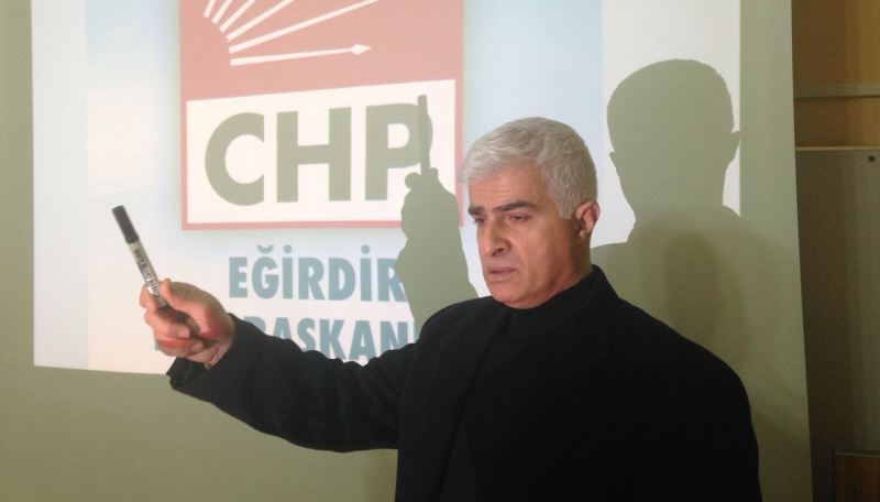 CHP EĞİRDİR İLÇE BAŞKANI MEHMET KAŞ ANAYASA DEĞİŞİKLİĞİNİN NELER GETİRDİĞİNİ ANLATTI