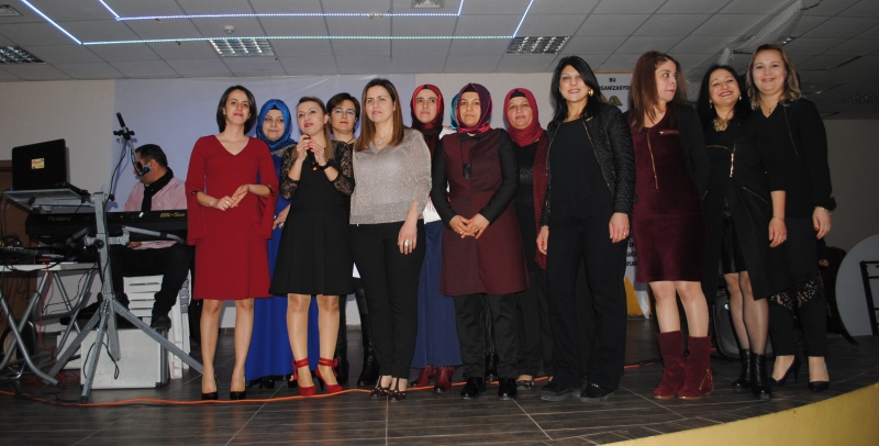 Hanımlar Çay Etkinliğinde Gönüllerince Eğlendi?