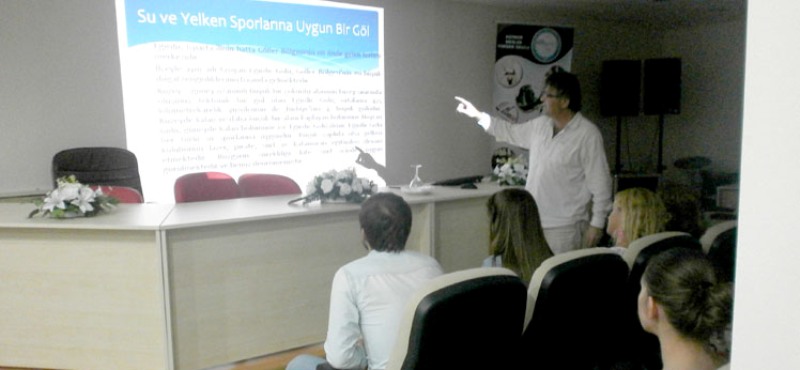 Eğirdir MYO Öğrencileri 27 Eylül Dünya Turizm Gününü Kutladılar