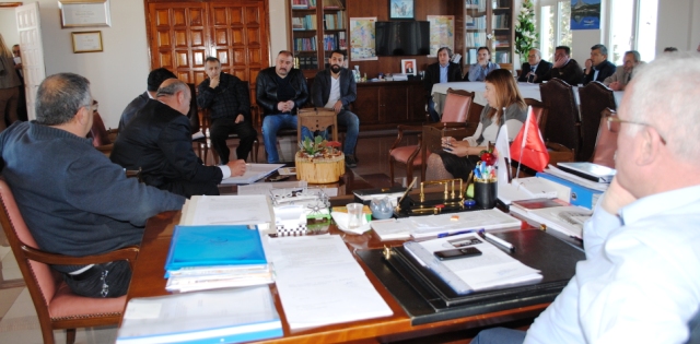 Belediyeye ait 12 işyeri ihale ile kiraya verildi