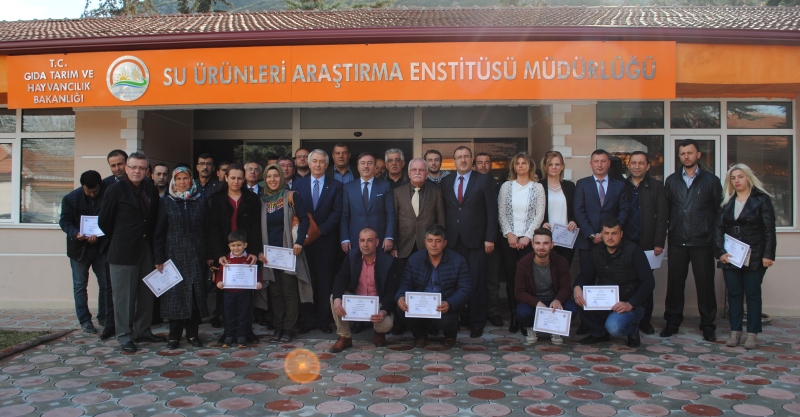 Genç Girişimciler Sertifikalarını Aldı?