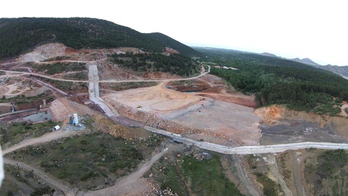 ŞEHİT HÜSEYİN GÖKHAN ERİÇ BARAJININ İNŞAATI DEVAM EDİYOR?