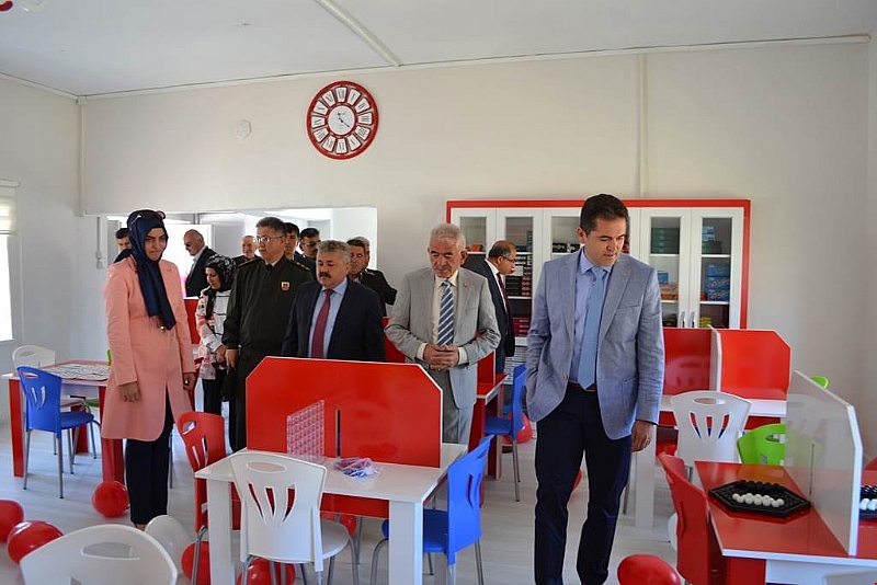 Sarıidris İlk Okuluna Zekâ ve Akıl Oyunları Sınıfı Açıldı