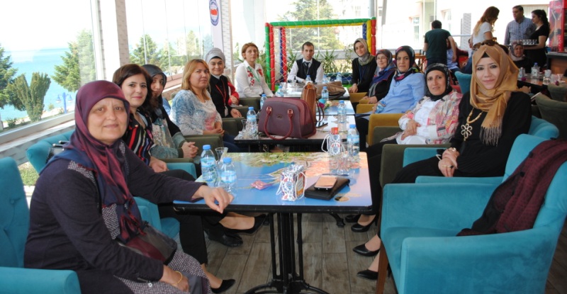 Eğirdir Eğitim-Bir-Sen Anneler Günü Etkinliği Düzenledi?