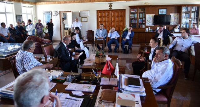 Belediye büfe ve iş yerleri kiraya verildi