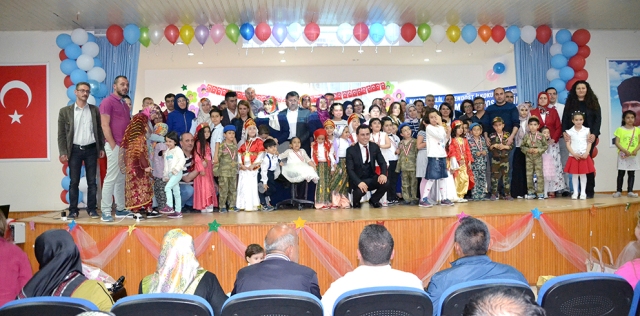 Bir yıllık emeğin ürünü sergilendi