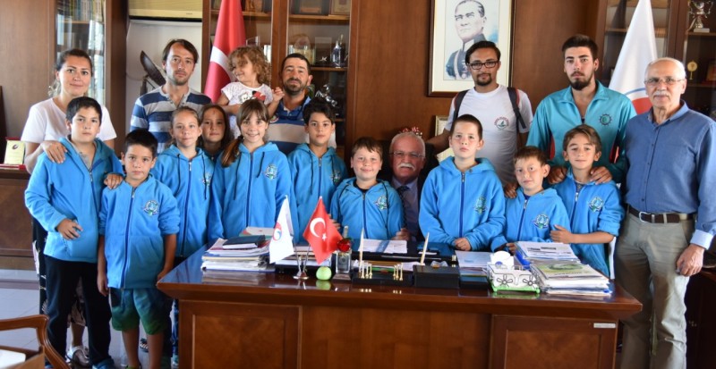 Bodrumspor Yelken Kulübü Sporcularından Başkan Şengöl'e Ziyaret