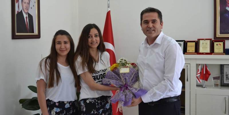 SDÜ Öğrencilerinden Kaymakam AKDAŞ?a Teşekkür Ziyareti