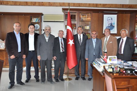 SEKİBAĞ YAŞLI YAŞAM EVİ SAKİNLERİNDEN BAŞKAN ÖZMERAL'E ZİYARET
