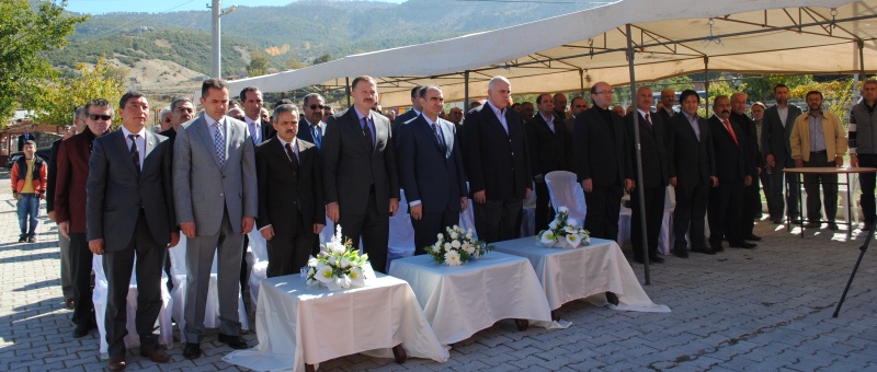 Toplu Açılış Töreni Sevinçbey'de Gerçekleştirildi