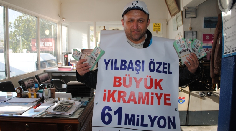 Seyyar Bayii Öztürk, Şans Dağıtmaya Devam Ediyor?
