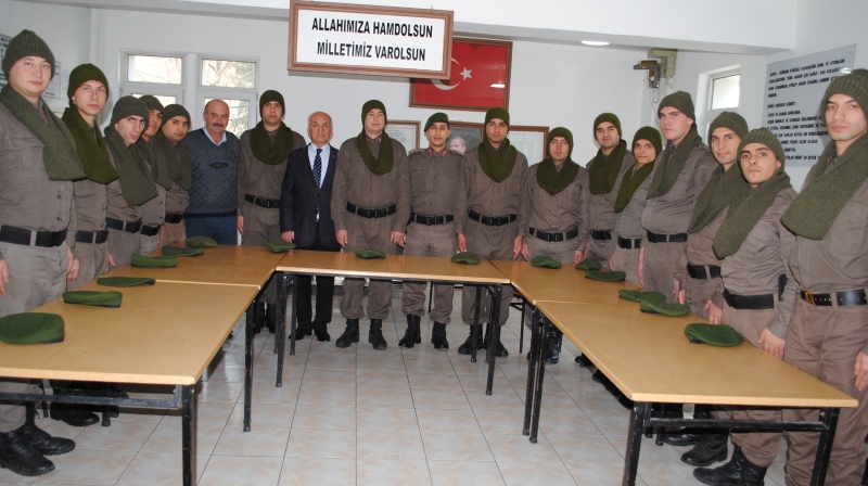 ATATÜRKÇÜ DÜŞÜNCE DERNEĞİ?NDEN JANDARMAMIZA BERE VE ATKI?