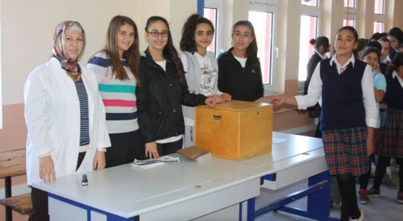 M. ÇETİNKAYA ORTAOKULUNDA BAŞKANLIK SEÇİMİ YAPILDI