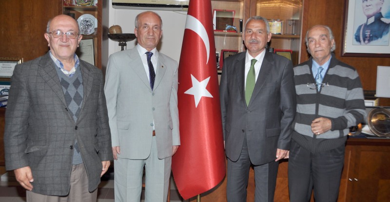 AK PARTİLİ BELEDİYE BAŞKANI  ÖZMERAL'E TEŞEKKÜR YAĞIYOR