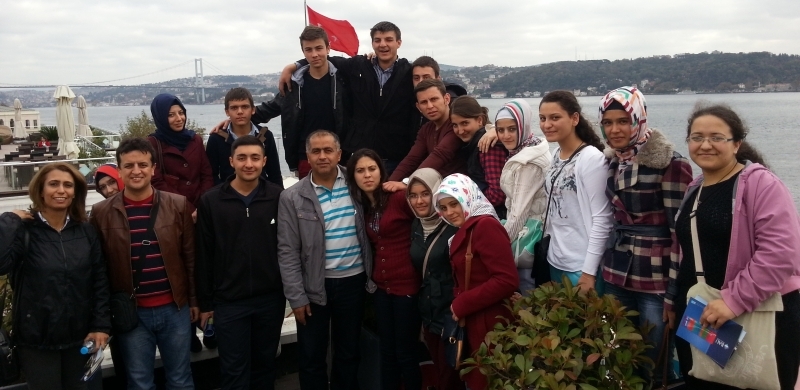 Prof.  Dr. Turan Yazgan Anadolu Lisesi TÜRK DÜNYASI VAKFINA MİSAFİR OLDU