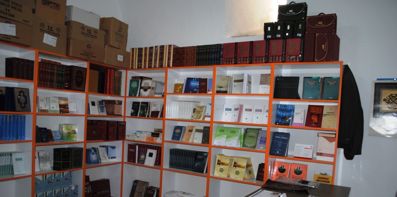 Eğirdir'de Diyanet Yayınları Satış Yeri Açıldı
