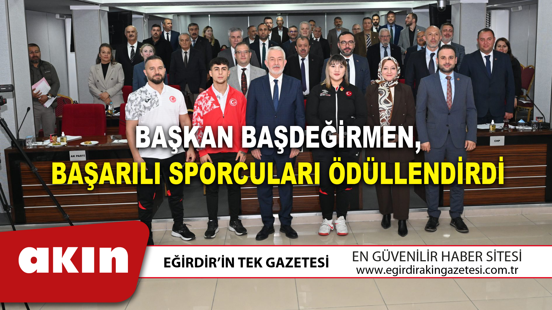 BAŞKAN BAŞDEĞİRMEN BAŞARILI SPORCULARI ÖDÜLLENDİRDİ